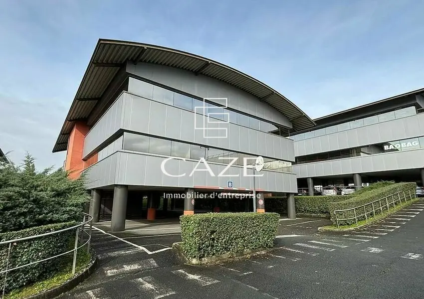 Bureaux à louer  Floirac  Proximité immédiate de la rocade