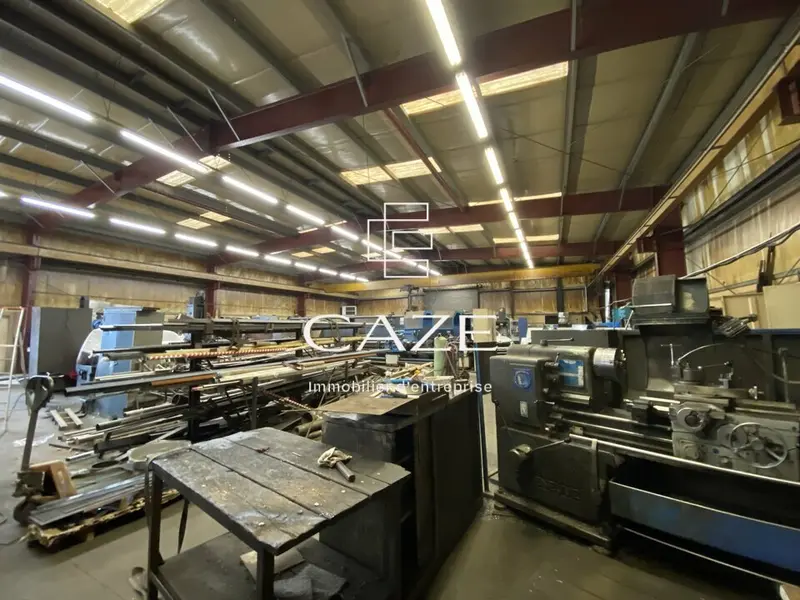 LOCAL D'ACTIVITE - PROCHE A62