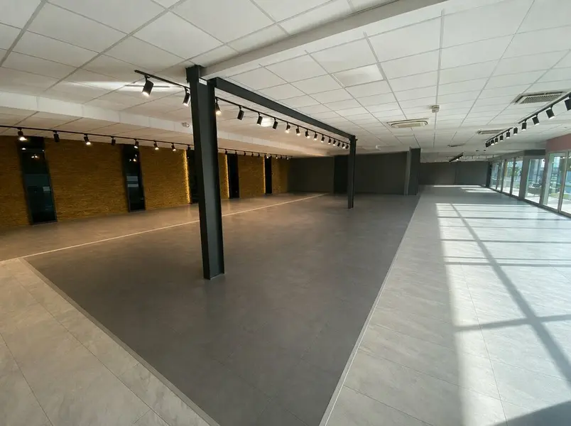 A louer Local commercial  300m² Bordeaux
