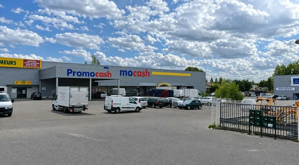 A louer Locaux d'activité 1680m² Libourne