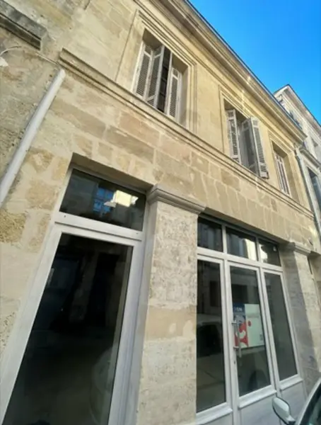 Immeuble indépendant de bureaux à vendre - Bordeaux Saint-Michel