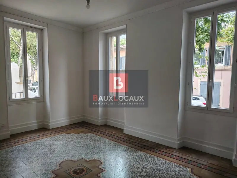 Location Local professionnel 22 m² Salon de Provence