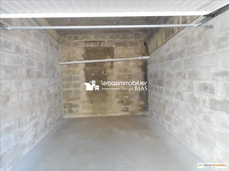 A LOUER GARAGE - FAUVILLE EN CAUX - TERRES DE CAUX