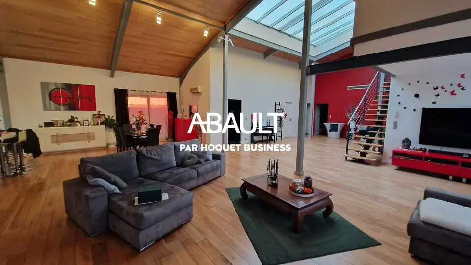 A VENDRE BATIMENT MIXTE COMPRENANT HABITATION