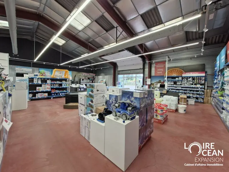 A louer Local commercial  330m² Pornic