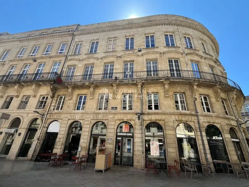 À VENDRE  BUREAUX 148,68 m²  PLACE GAMBETTA, BORDEAUX
