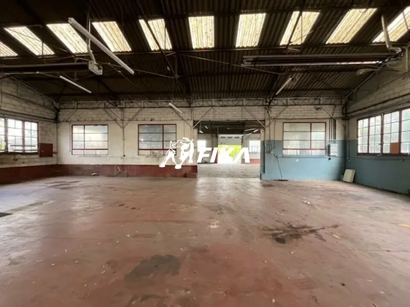 A vendre Locaux d'activité 686m² Toulouse