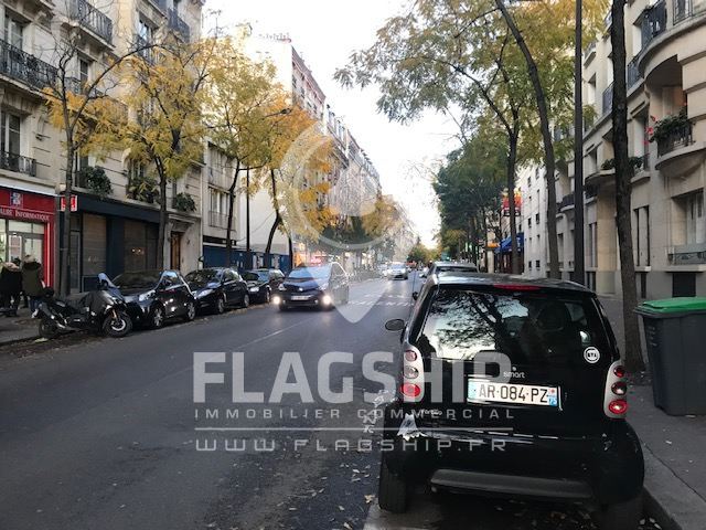 Local Commercial à louer - Paris (75000) - 73 m²