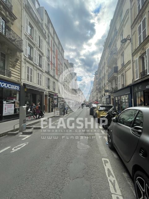 Local Commercial à louer - Paris (75000) - 65 m²