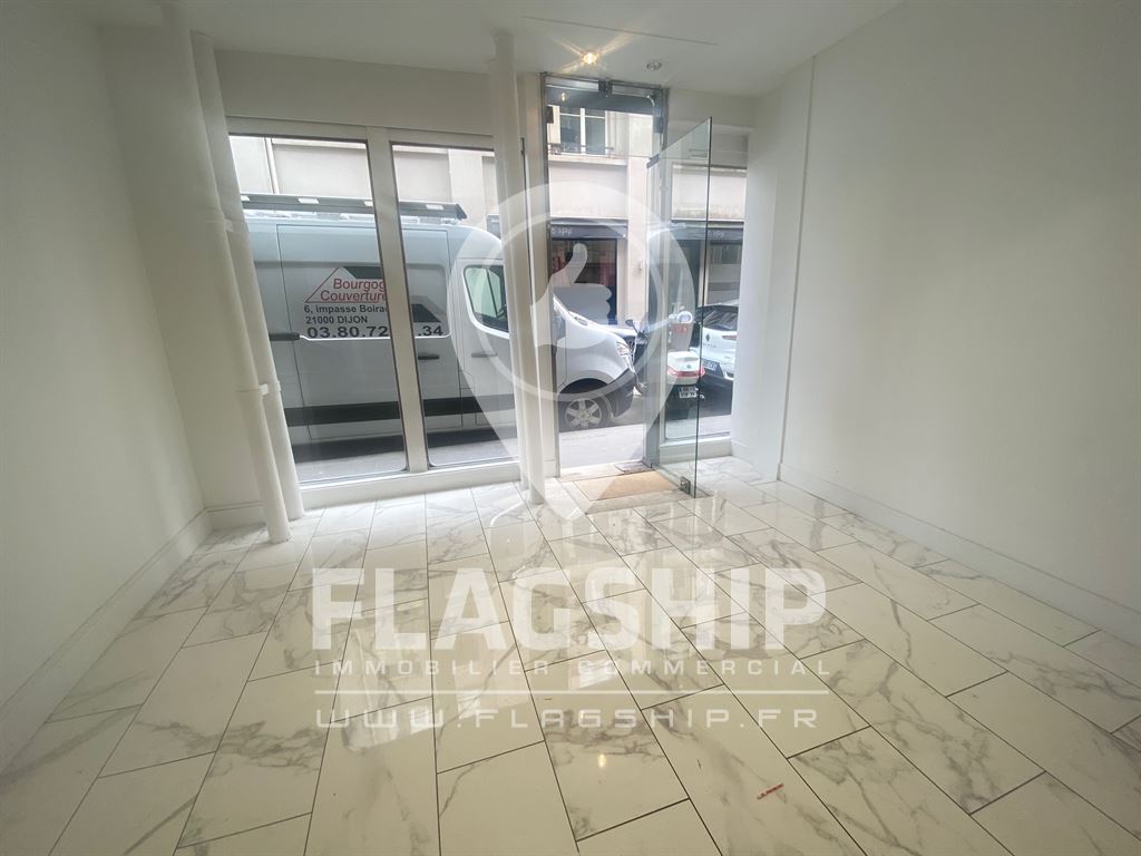 Local Commercial à louer - Paris (75000) - 23 m²