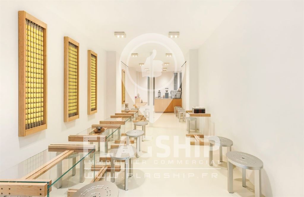 Local Commercial à louer - Paris (75000) - 70 m²