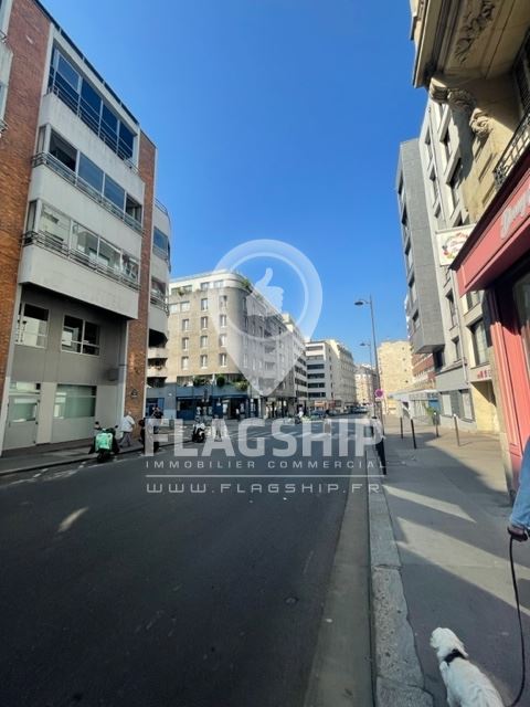 Local Commercial à louer - Paris (75000) - 47 m²