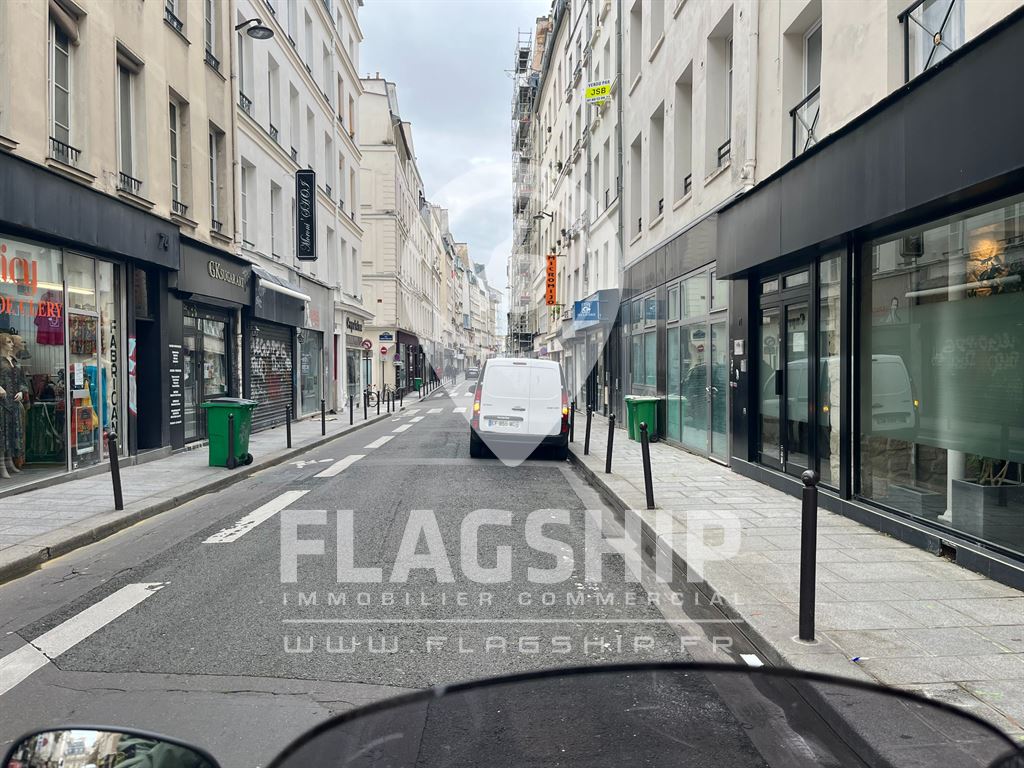 Local Commercial à louer - Paris (75000) - 100 m²