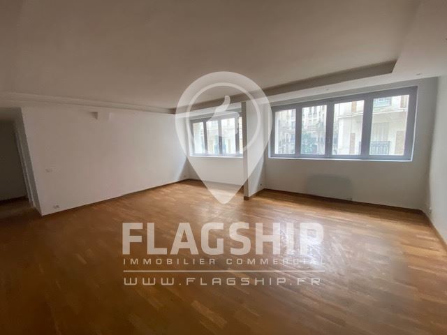 Terrain à vendre - Paris (75000) - 117 m²