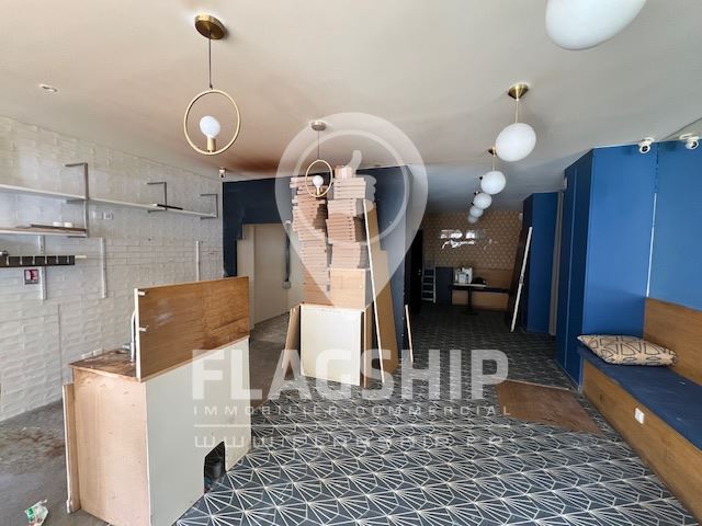 Local Commercial à louer - Paris (75000) - 120 m²