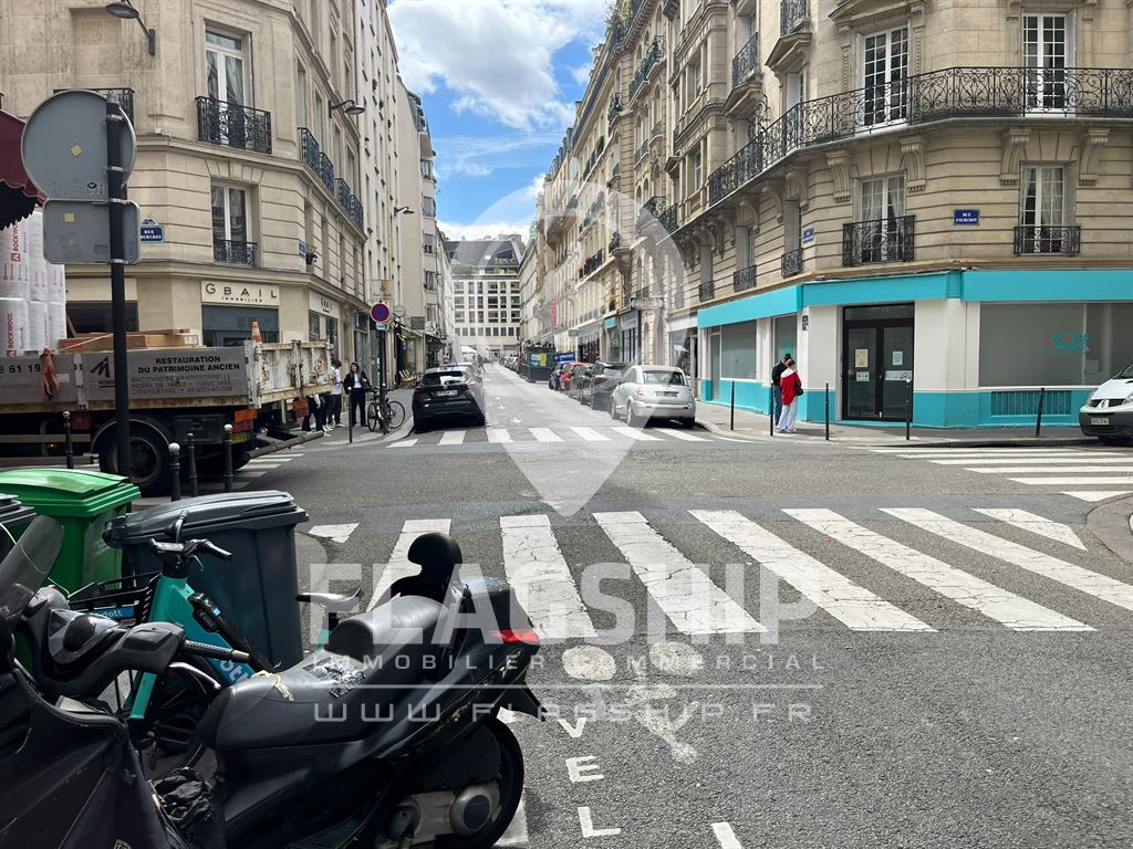 Local Commercial à louer - Paris (75000) - 70 m²