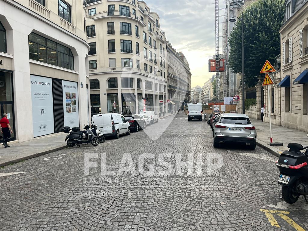 Local Commercial à louer - Paris (75000) - 21 m²