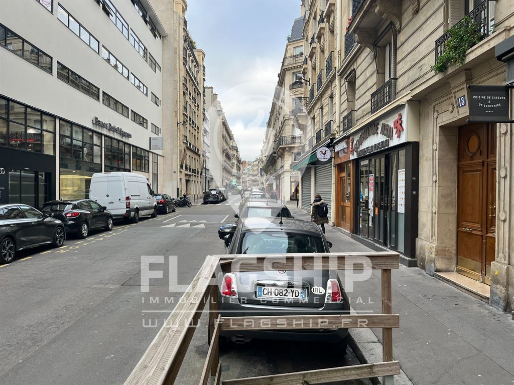 Local Commercial à louer - Paris (75000) - 85 m²