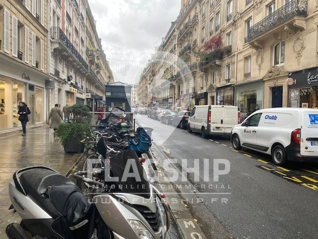 Local Commercial à louer - Paris (75000) - 85 m²