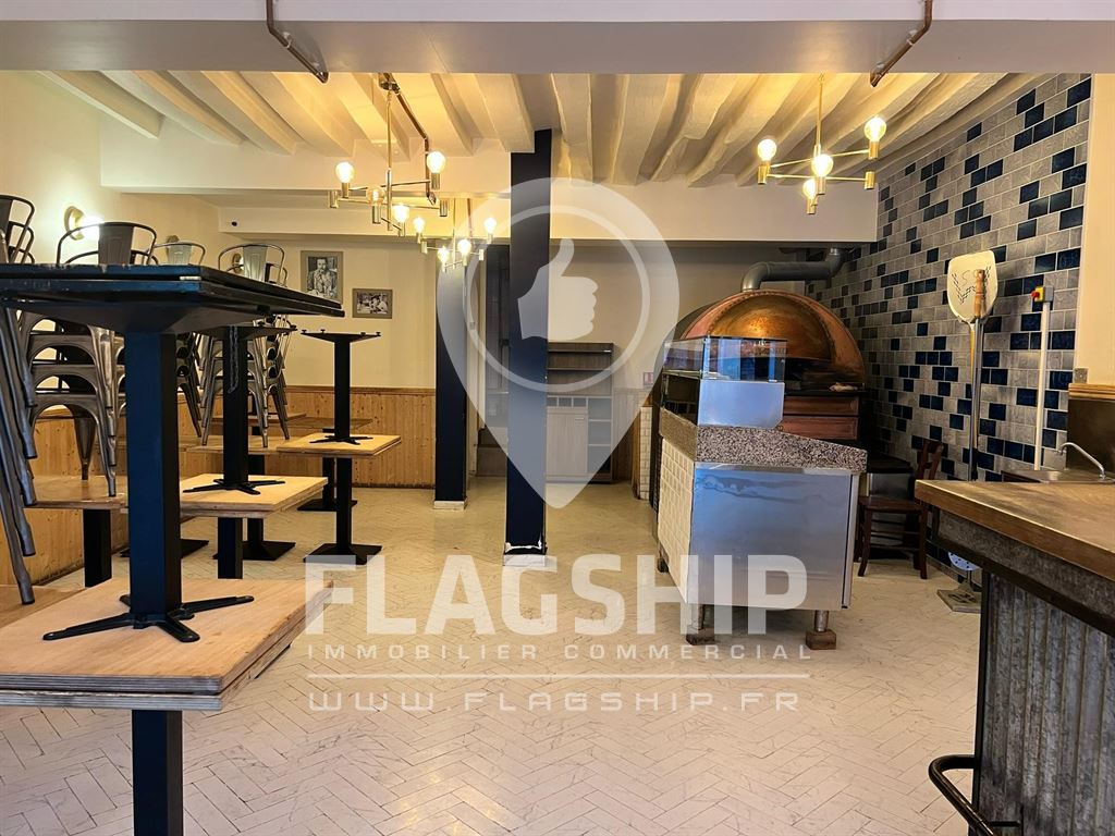 Local Commercial à louer - Paris (75000) - 122 m²