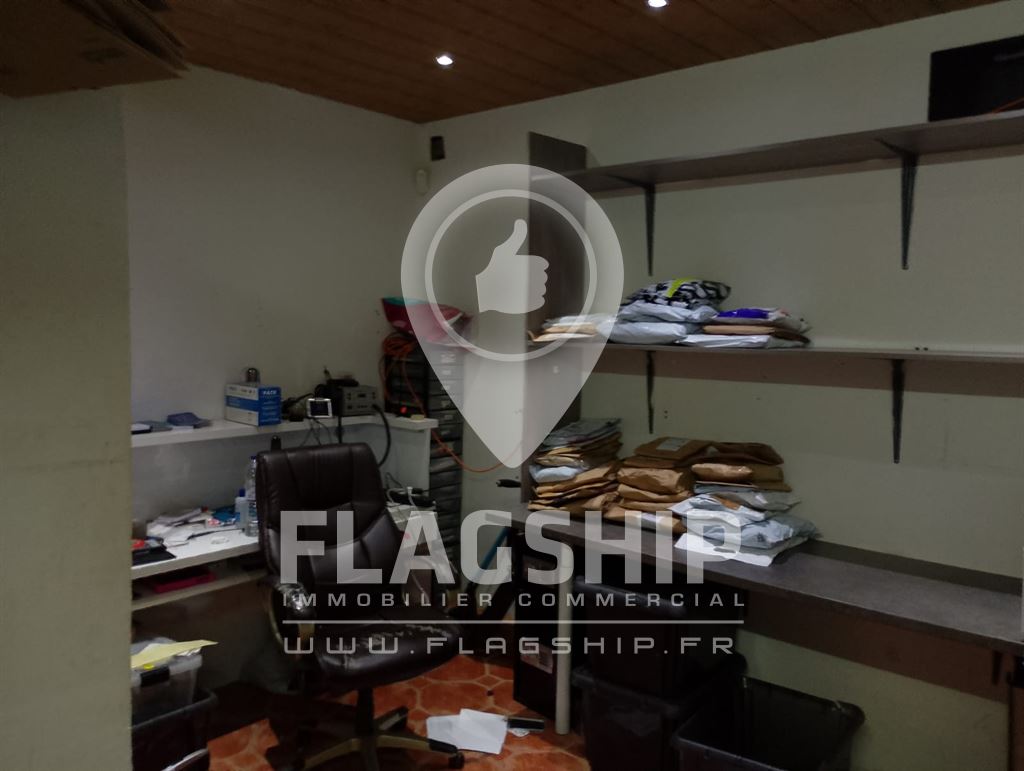 Local Commercial à louer - Paris (75000) - 42 m²