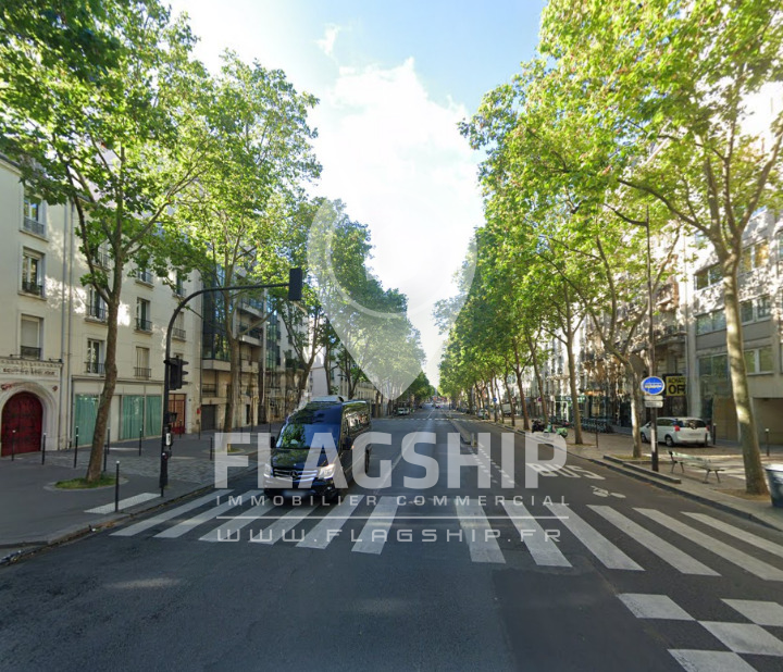 Local Commercial à louer - Paris (75000) - 526 m²