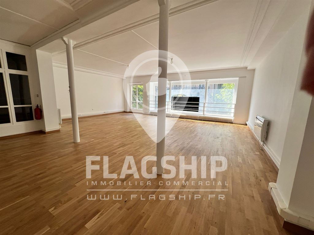 Local Commercial à louer - Paris (75000) - 118 m²