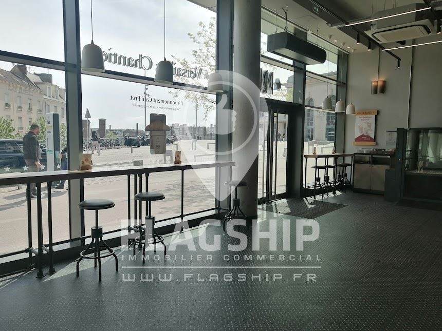Local Commercial à louer - Versailles (78000) - 377 m²