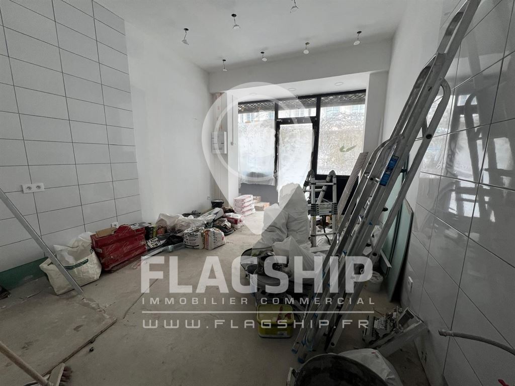 Local Commercial à louer - Paris (75000) - 25 m²