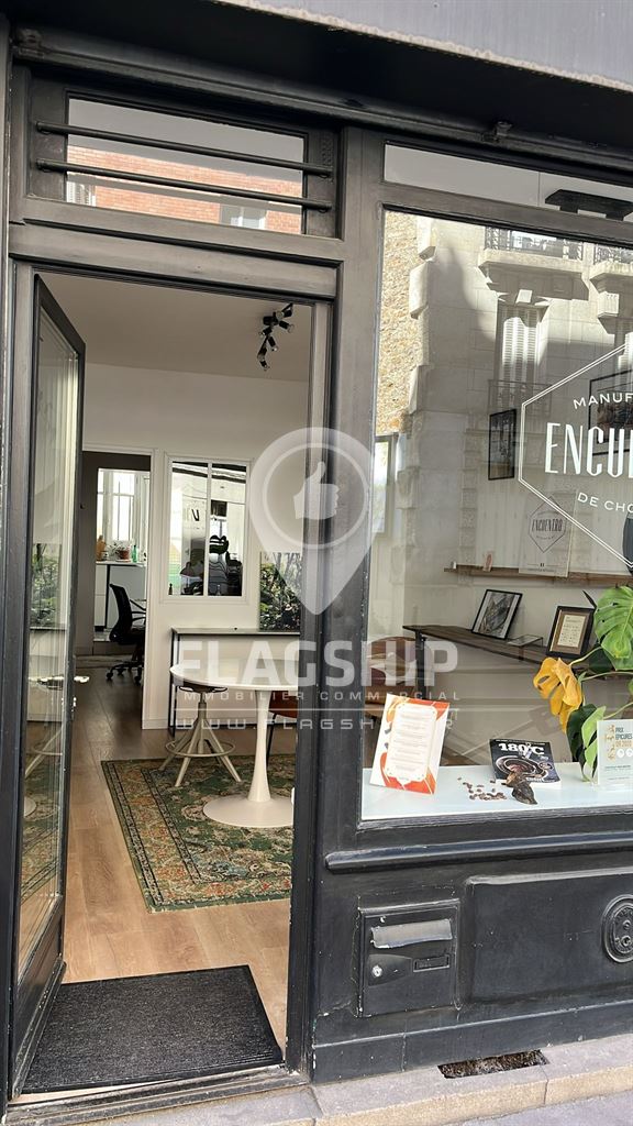 Local Commercial à louer - Paris (75000) - 31 m²