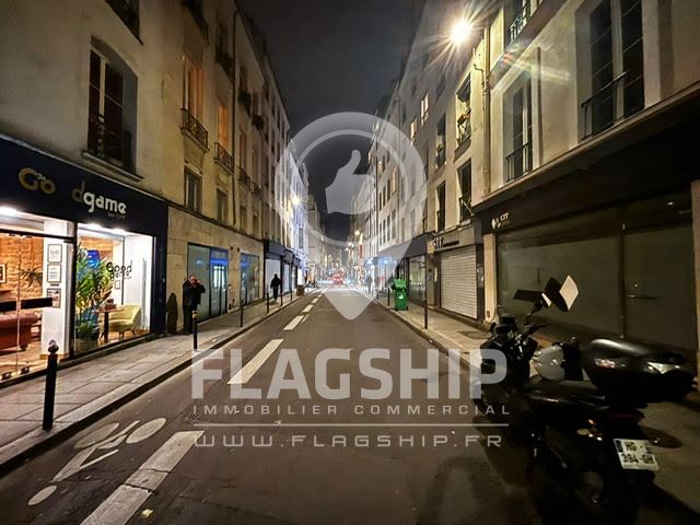 Local Commercial à louer - Paris (75000) - 80 m²