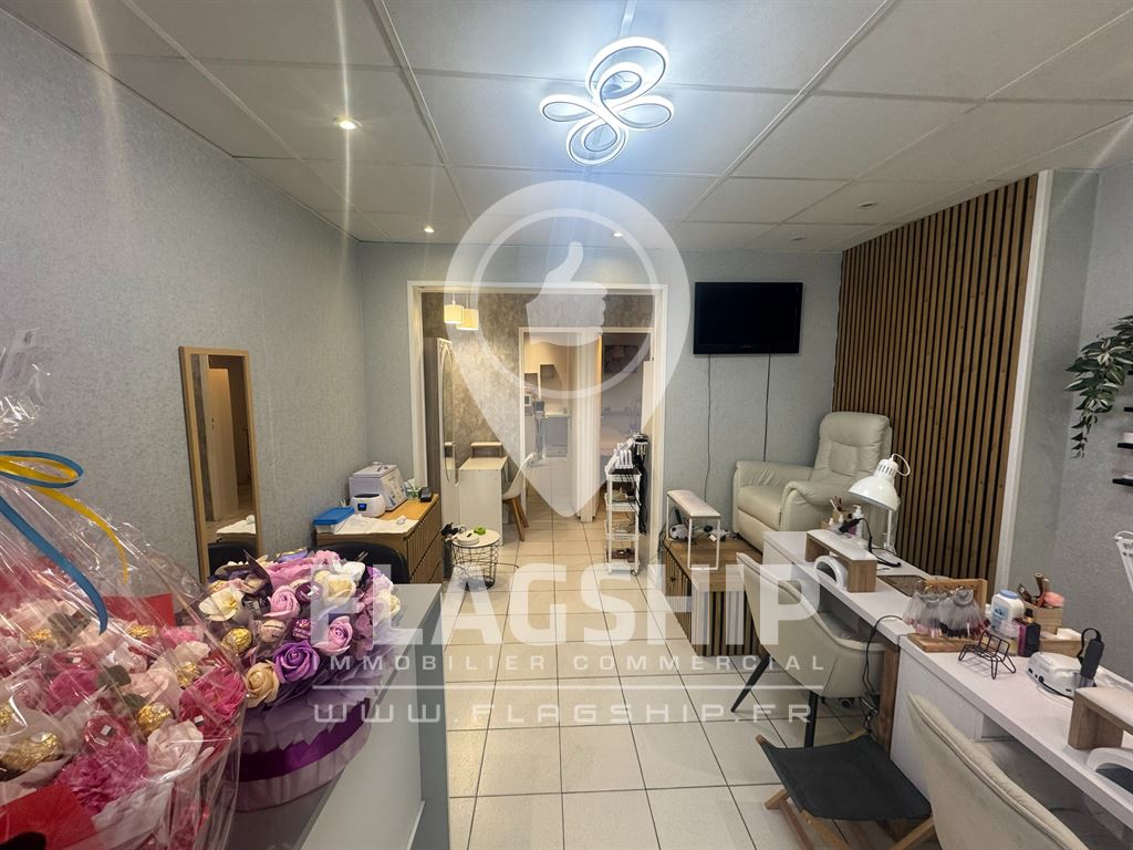 LOCAL COMMERCIAL - 43M² - VILLIERS Paris 75017