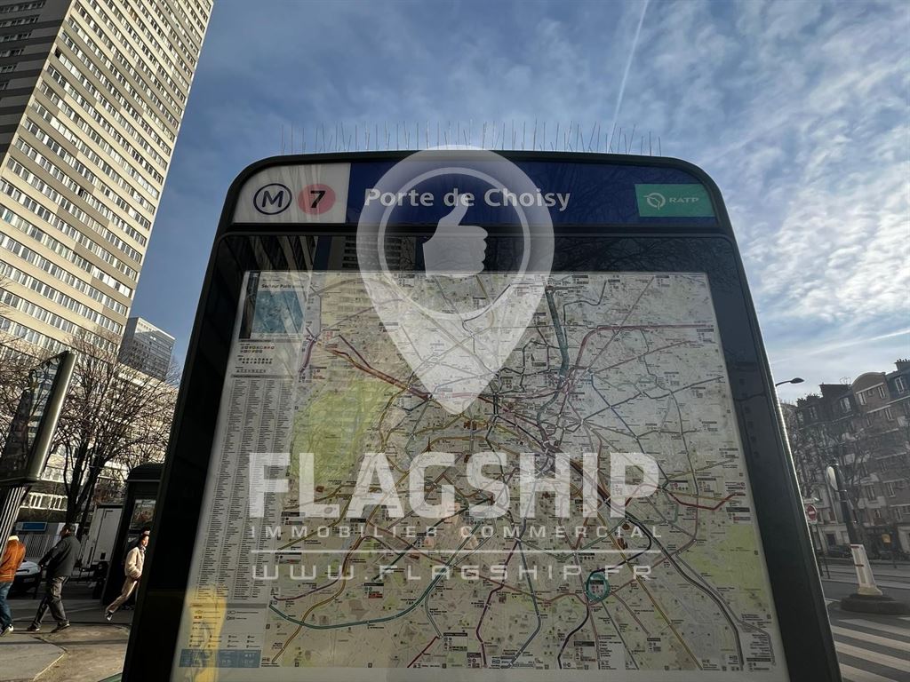 Local Commercial à louer - Paris (75000) - 177 m²