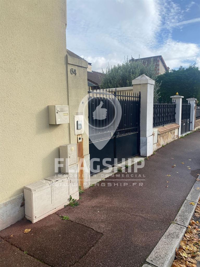 Local Commercial à louer - Les Pavillons-Sous-Bois (93320) - 113 m²