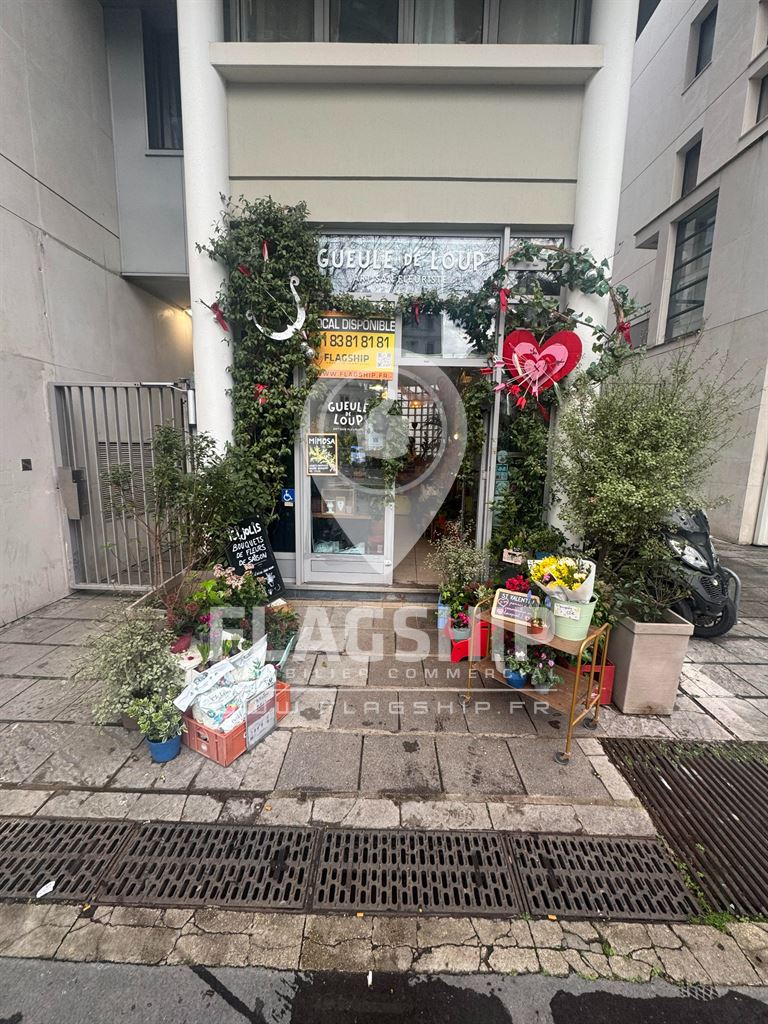 Local Commercial à louer - Paris (75000) - 43 m²