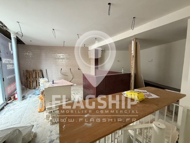 Local Commercial à louer - Paris (75000) - 75 m²