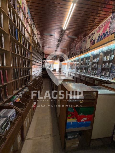 EMPLACEMENT N°1 / PETIT LOYER