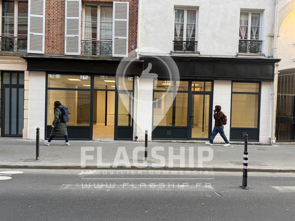 Local Commercial à vendre - Paris (75000) - 117 m²
