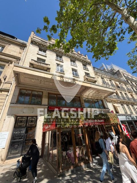 Local Commercial à louer - Paris (75000) - 120 m²