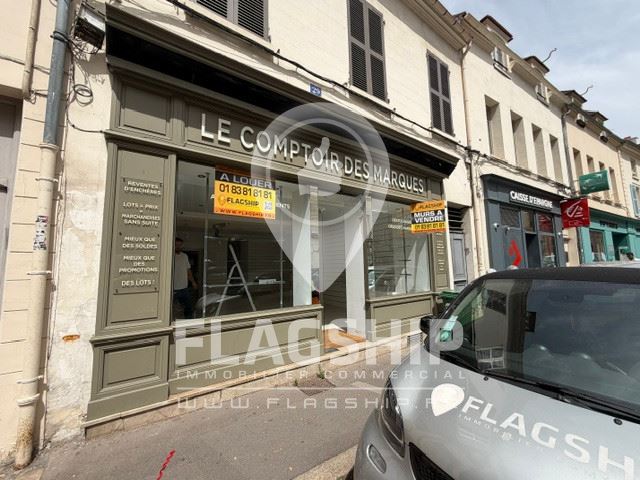 Local Commercial à vendre - Bazoches-Sur-Guyonne (78490) - 82 m²