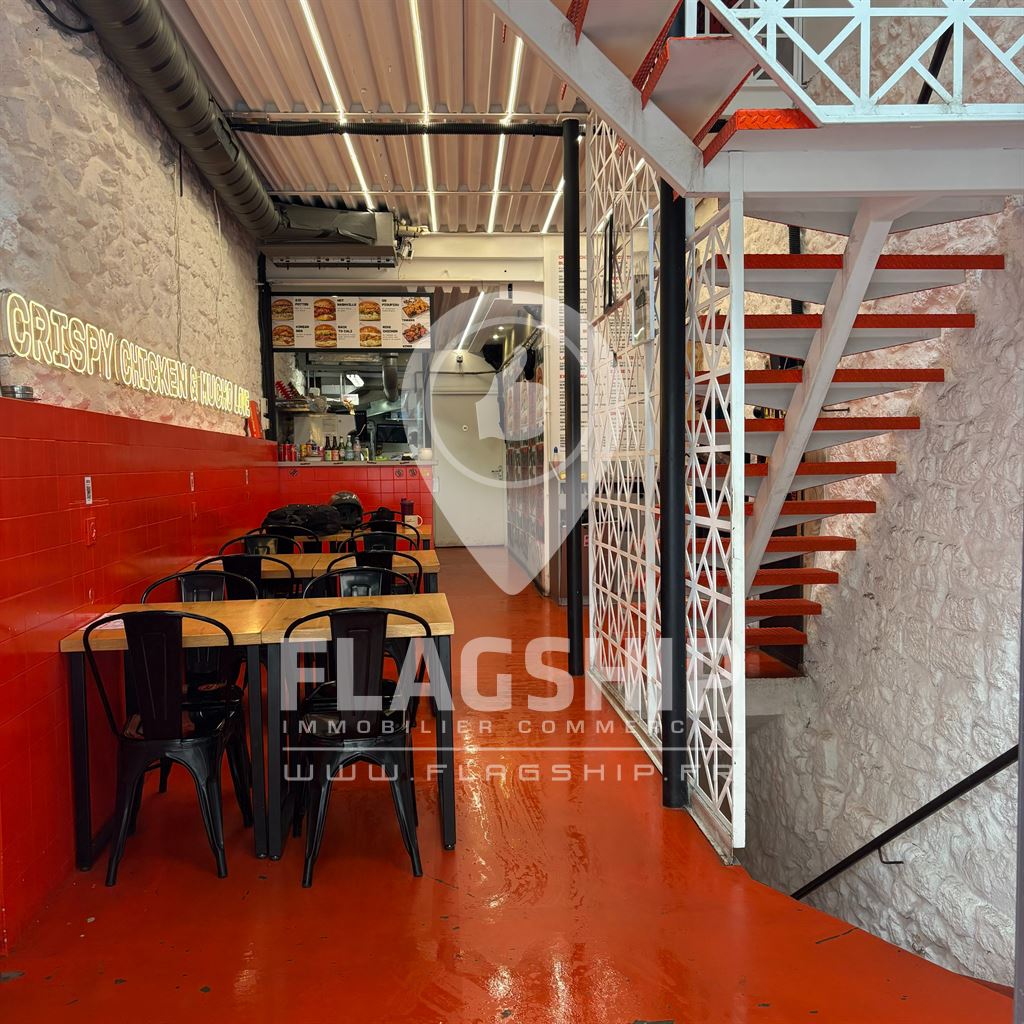 Local Commercial à louer - Paris (75000) - 126 m²