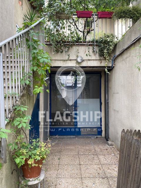 LOCAL D'ACTIVITE ET/OU BUREAUX 95 m² PARIS 17EME